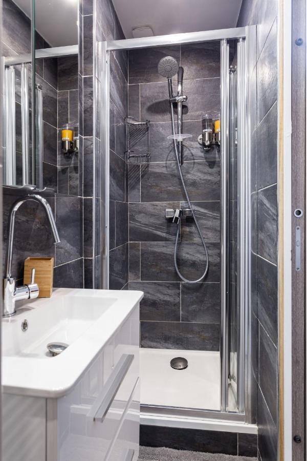 Suite Appart Place Versepuy Chantilly Bagian luar foto